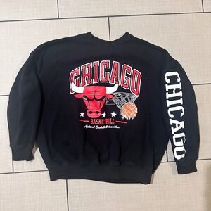 NBA Chicago Bulls Graphic Sweatshirt Black Long Sleeve Crew Neck Women's Size S